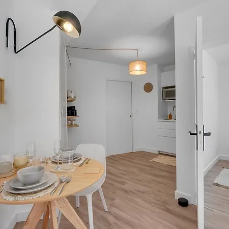 Le Bayamo - 7min A Pied De La Station Jeanne D'arc Apartament *